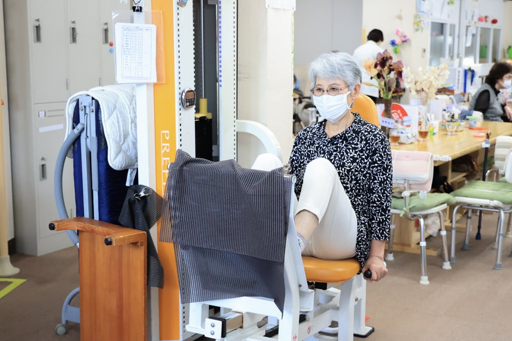 トレーニングの合間の休憩中の様子。ご利用さま会話に花を咲かせます。